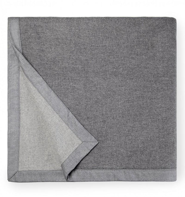 Bedding Style - Nerino King Blanket