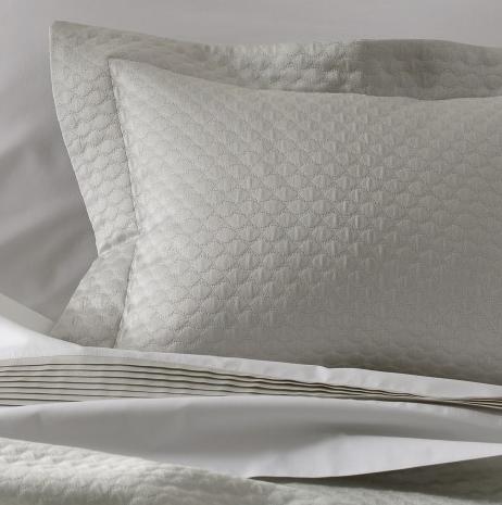 Bedding Style - Pearl Standard Sham
