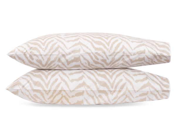 Quincy Standard Pillowcases- Pair Bedding Style Matouk 