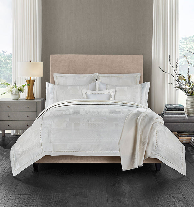 Regina Full/Queen Duvet Cover Bedding Style Sferra 