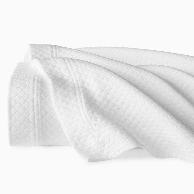 Rombo Full/Queen Coverlet Bedding Style Sferra White 