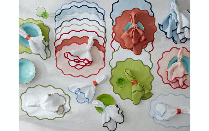 Scallop Circle Placemat- Set of 4 Table Linens Matouk 