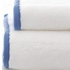 Signature Banded Bath Towel Bath Linens Pine Cone Hill White French Blue 