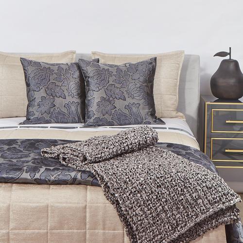 Stria King Quilted Coverlet Ann Gish 