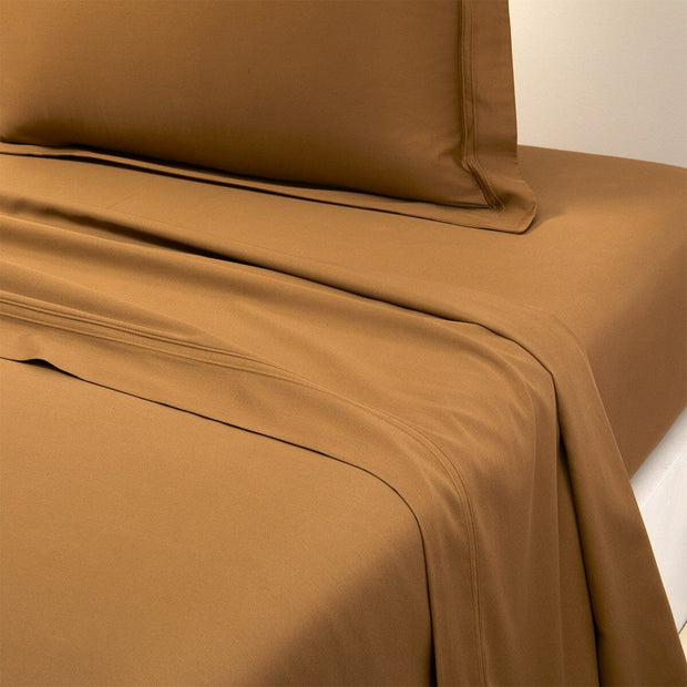 Triomphe F/Q Flat Sheet Bedding Style Yves Delorme Bronze 