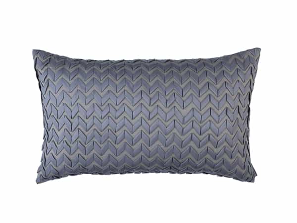 Ultra Pillow Bedding Style Lili Alessandra 18x30 