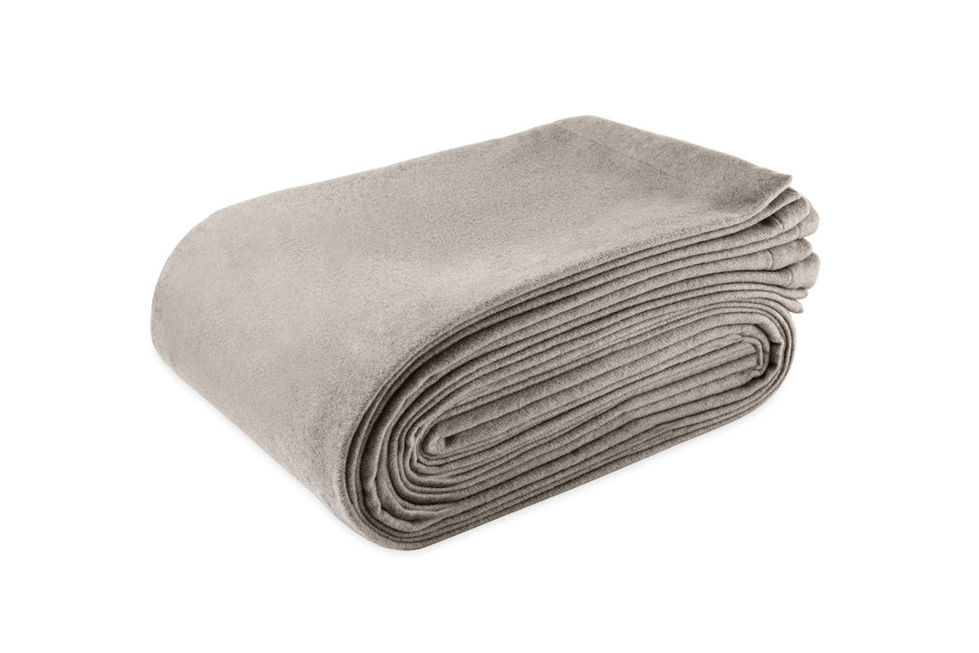 Venus Full/Queen Blanket Bedding Matouk Pearl Grey