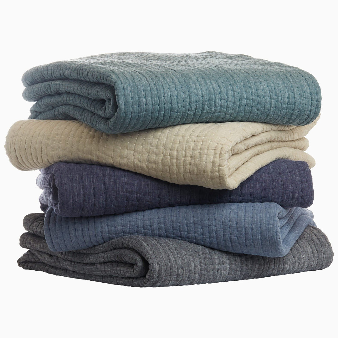 Vivada Full/Queen Coverlet Bedding Style John Robshaw