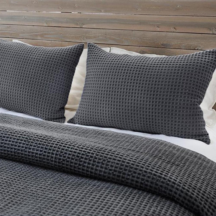 Zuma Queen Blanket Bedding Style Pom Pom at Home 